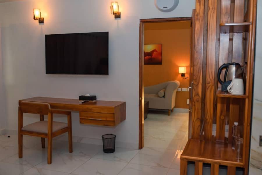 Best Western Jangwani Sea Breeze Resort Dar es Salaam Exterior photo