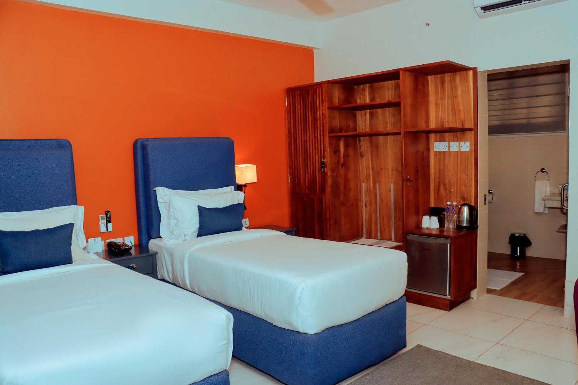 Best Western Jangwani Sea Breeze Resort Dar es Salaam Exterior photo