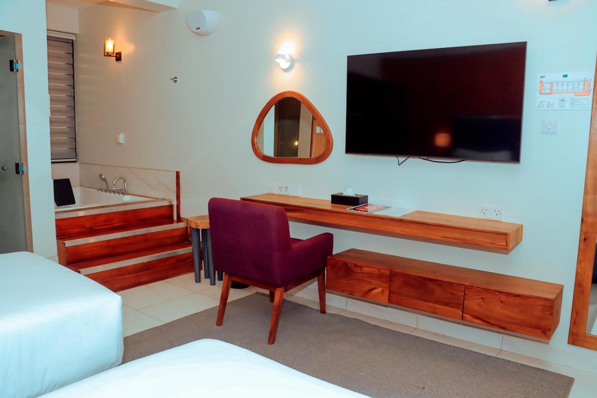 Best Western Jangwani Sea Breeze Resort Dar es Salaam Exterior photo